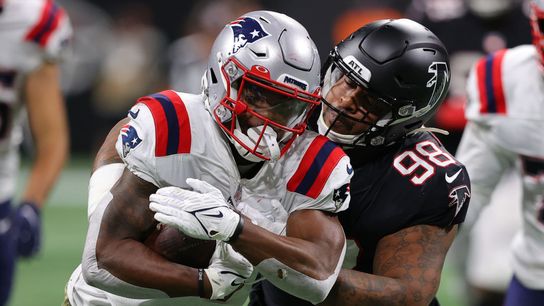 Bedard: 3 Plays to a W - Physical running game, run defense are the persona for this Patriots team taken at BSJ Headquarters (Patriots)